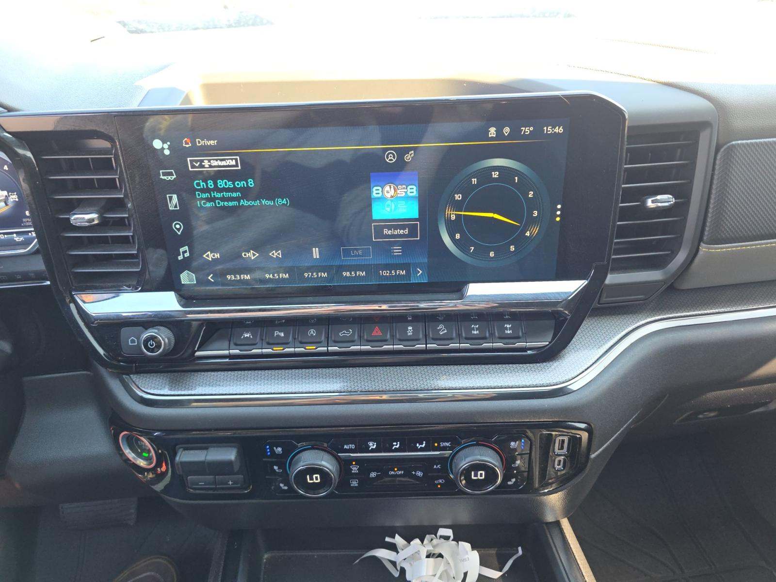 CHEVROLET SILVERADO - 10