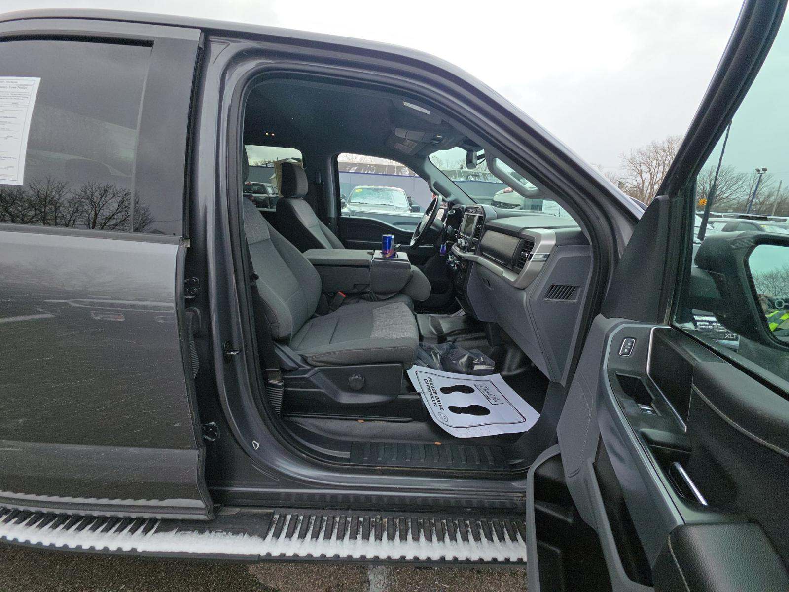 2023 Ford F-150 XLT AWD