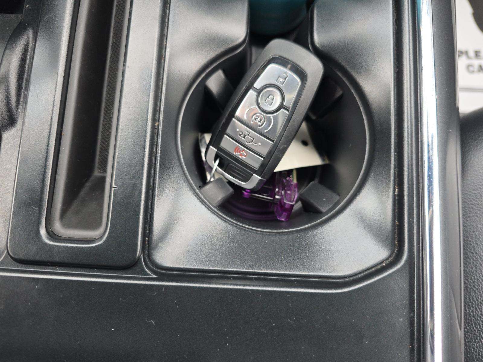 2023 Ford F-150 Lariat AWD