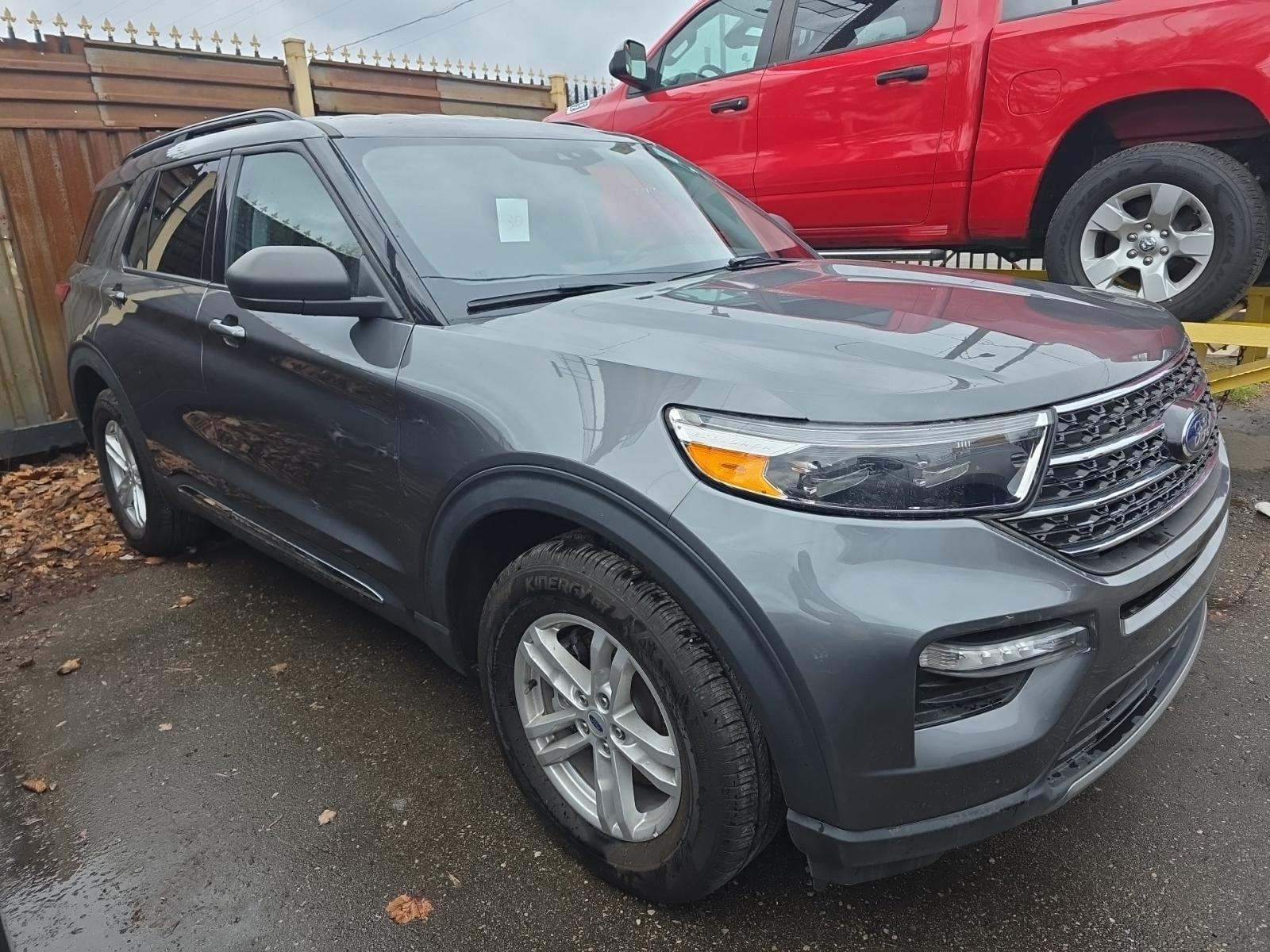 FORD EXPLORER - 4