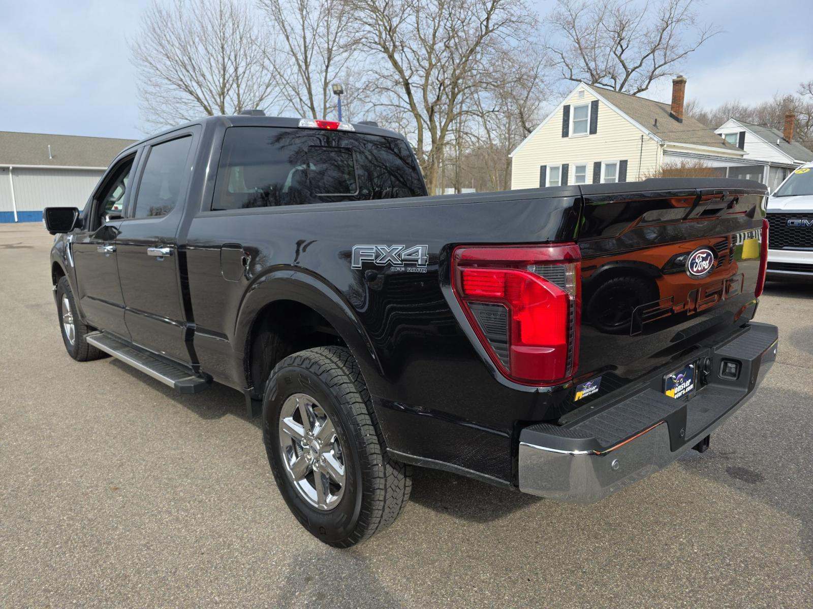2025 Ford F-150 XLT AWD