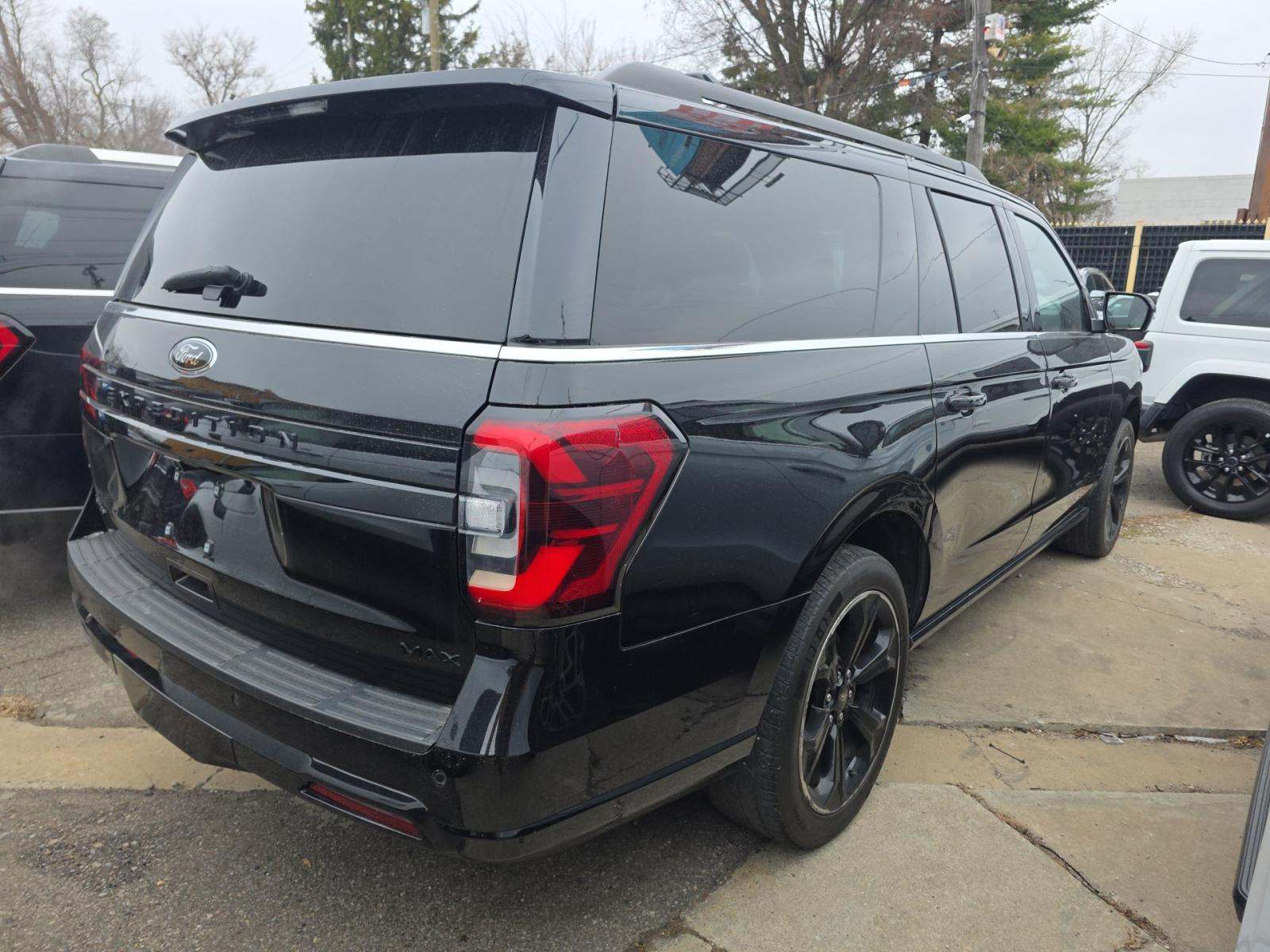 FORD EXPEDITION MAX - 3