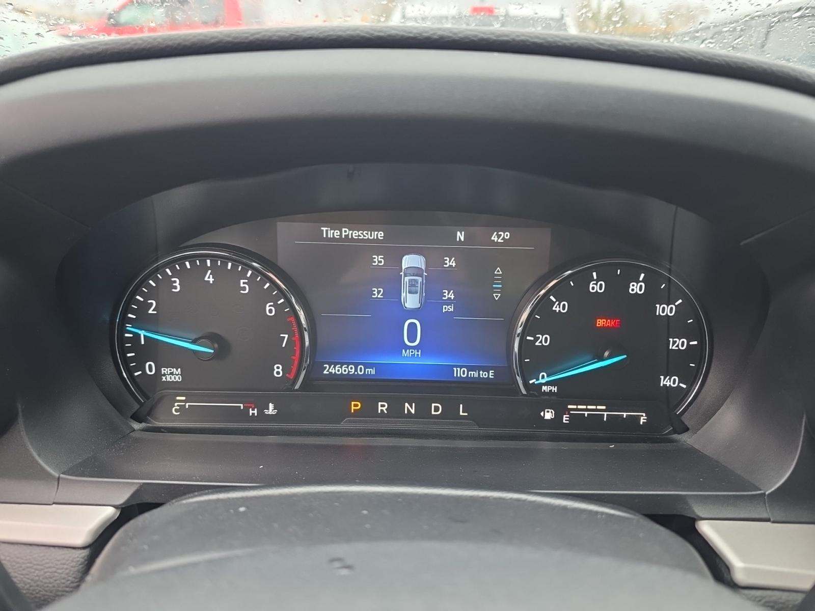 FORD EXPLORER - 9