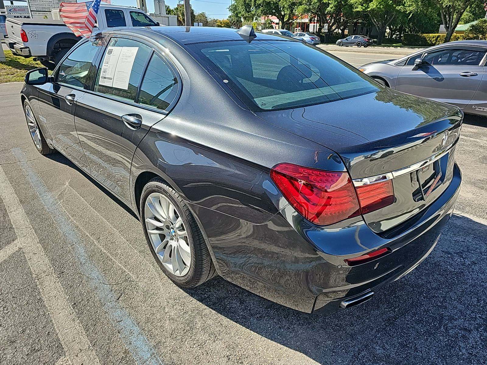 2015 BMW 7 Series 750i RWD