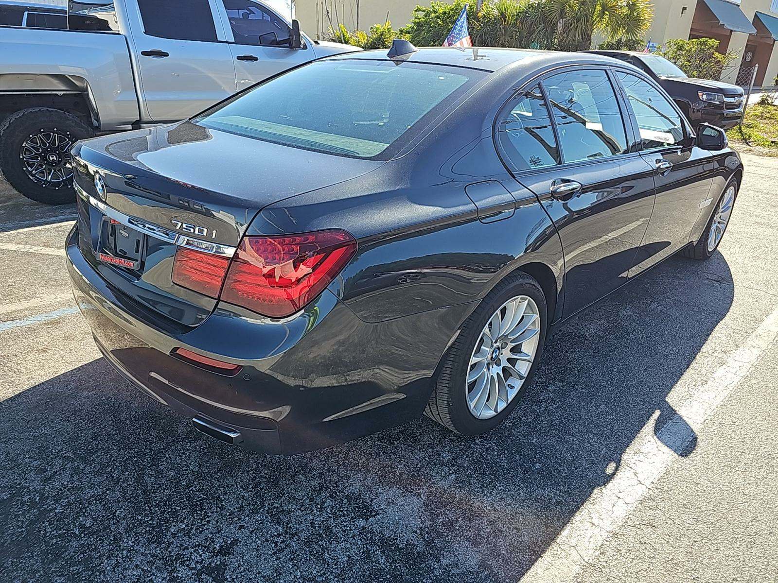 2015 BMW 7 Series 750i RWD