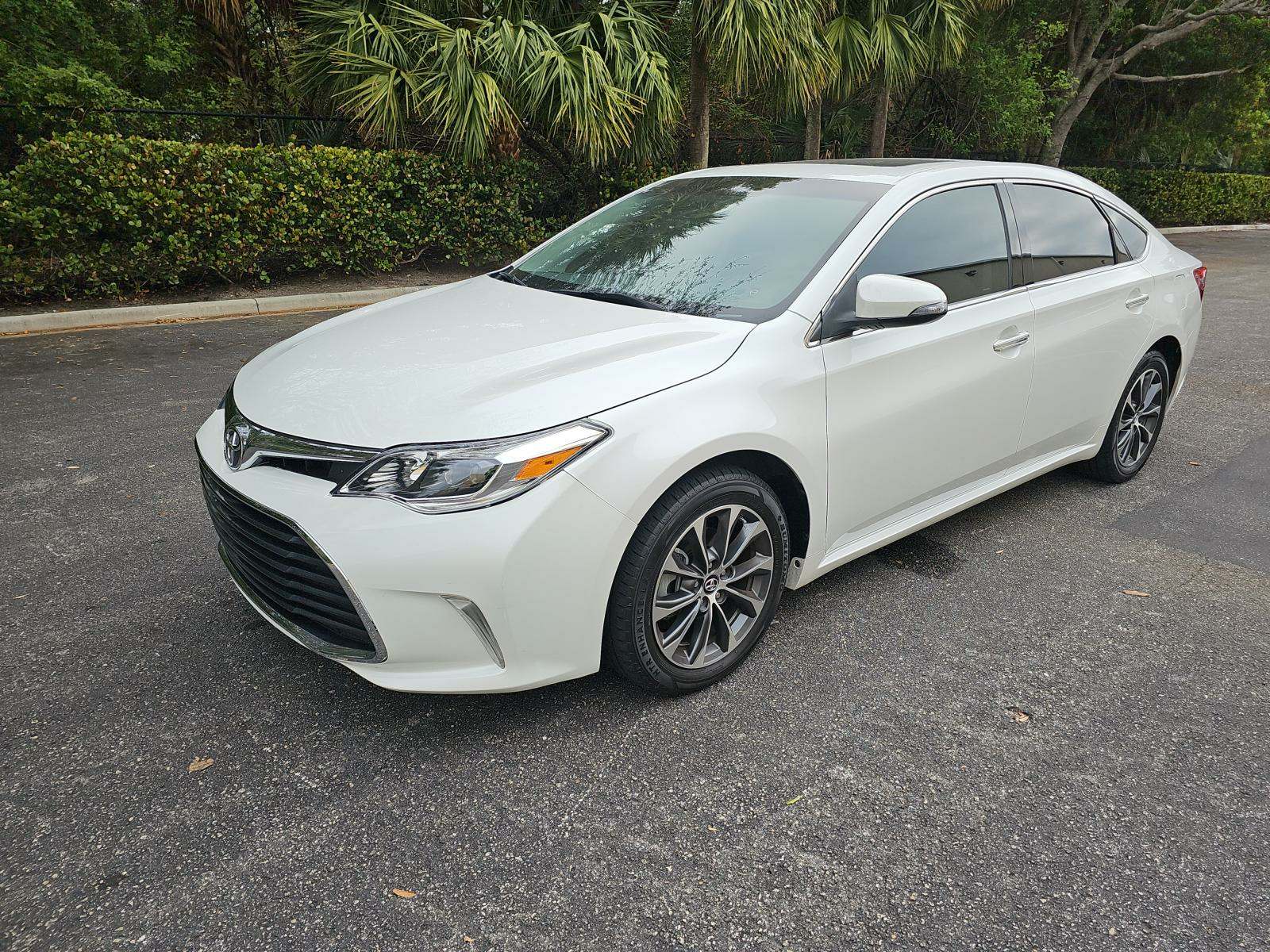 2016 Toyota Avalon XLE Premium FWD