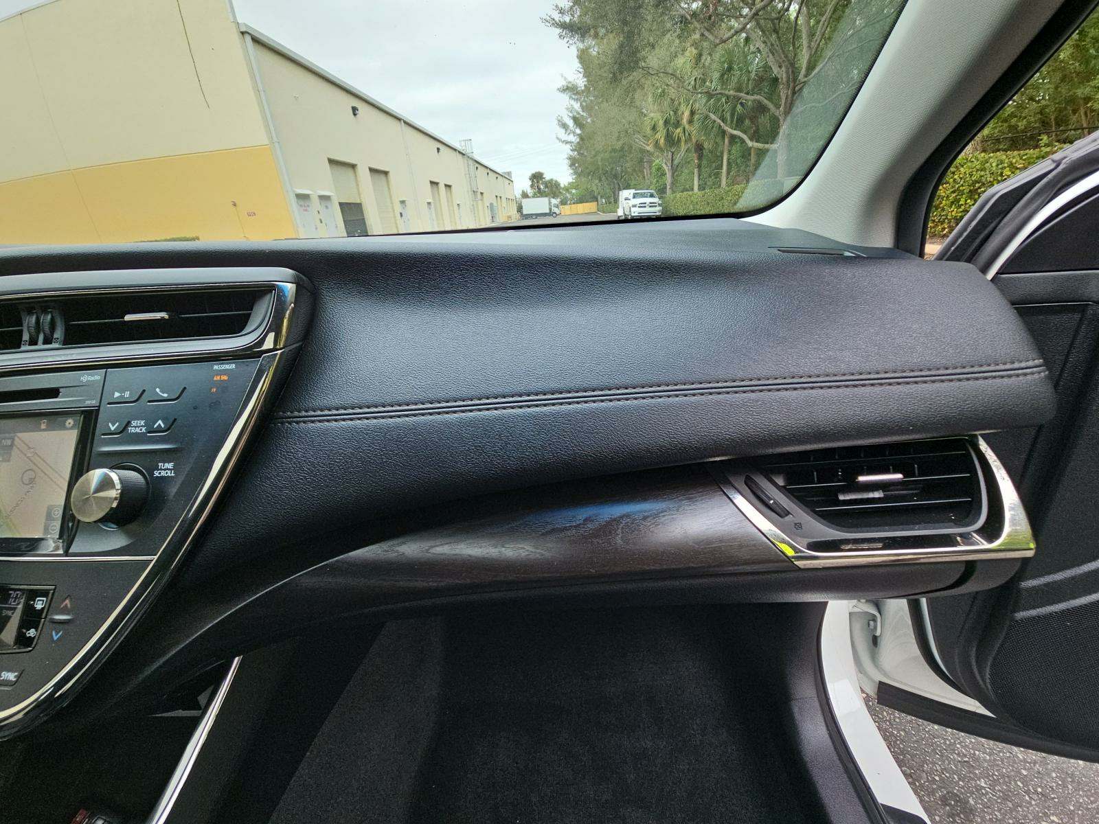 2016 Toyota Avalon XLE Premium FWD