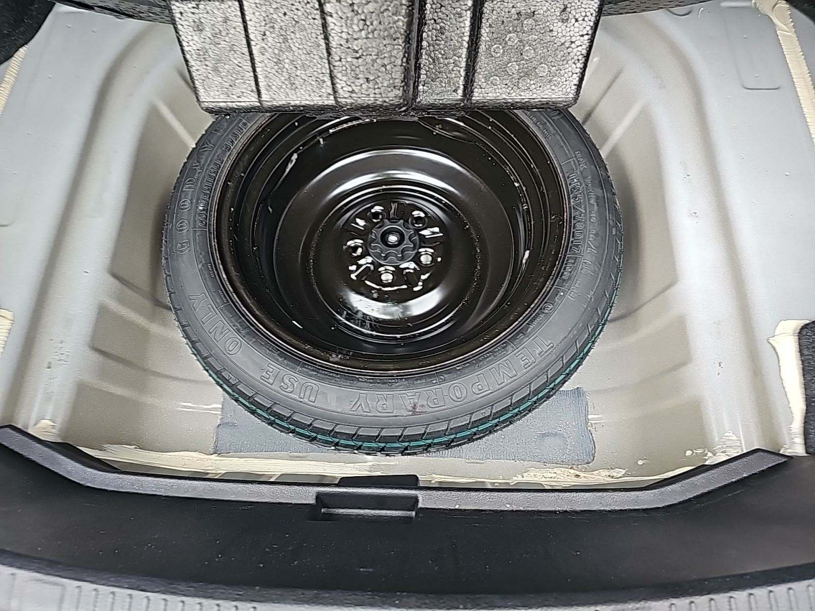 2016 Toyota Avalon XLE Premium FWD