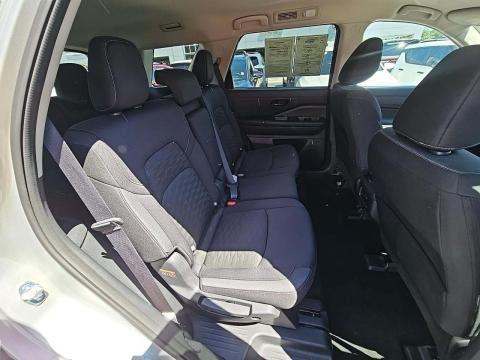 2024 Nissan Pathfinder SV FWD