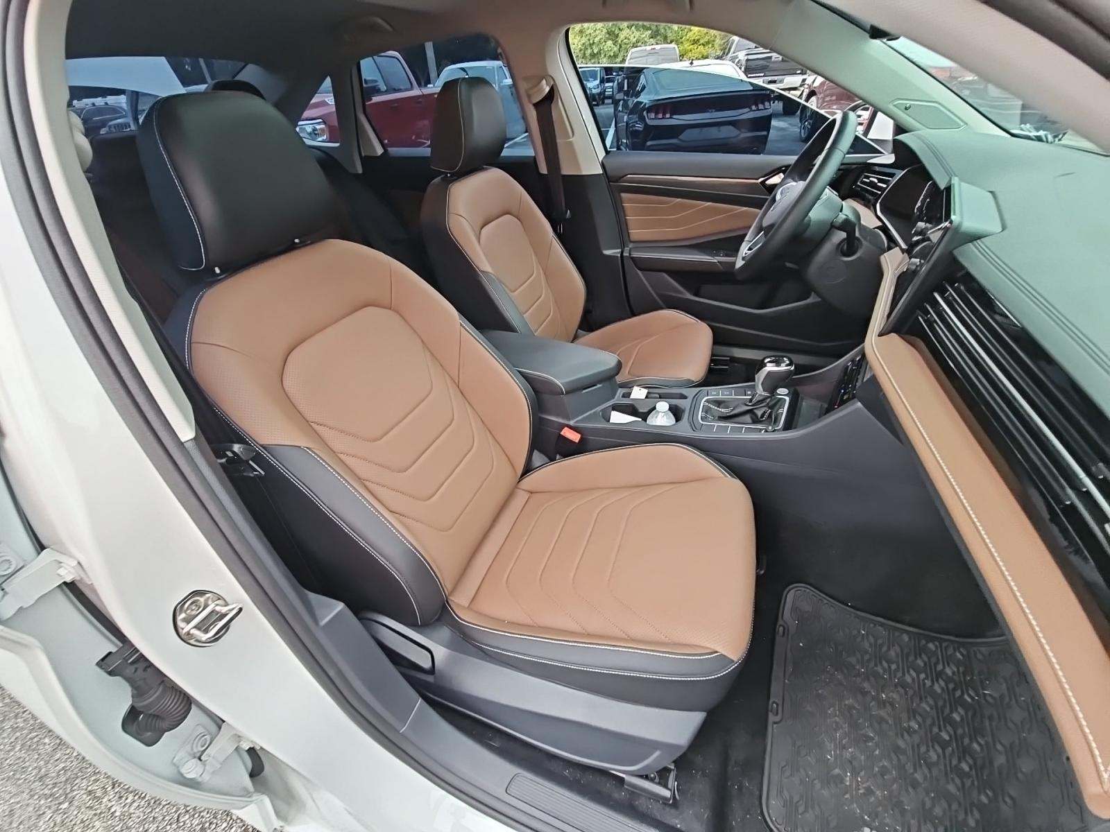 2025 Volkswagen Jetta 1.5T SEL FWD