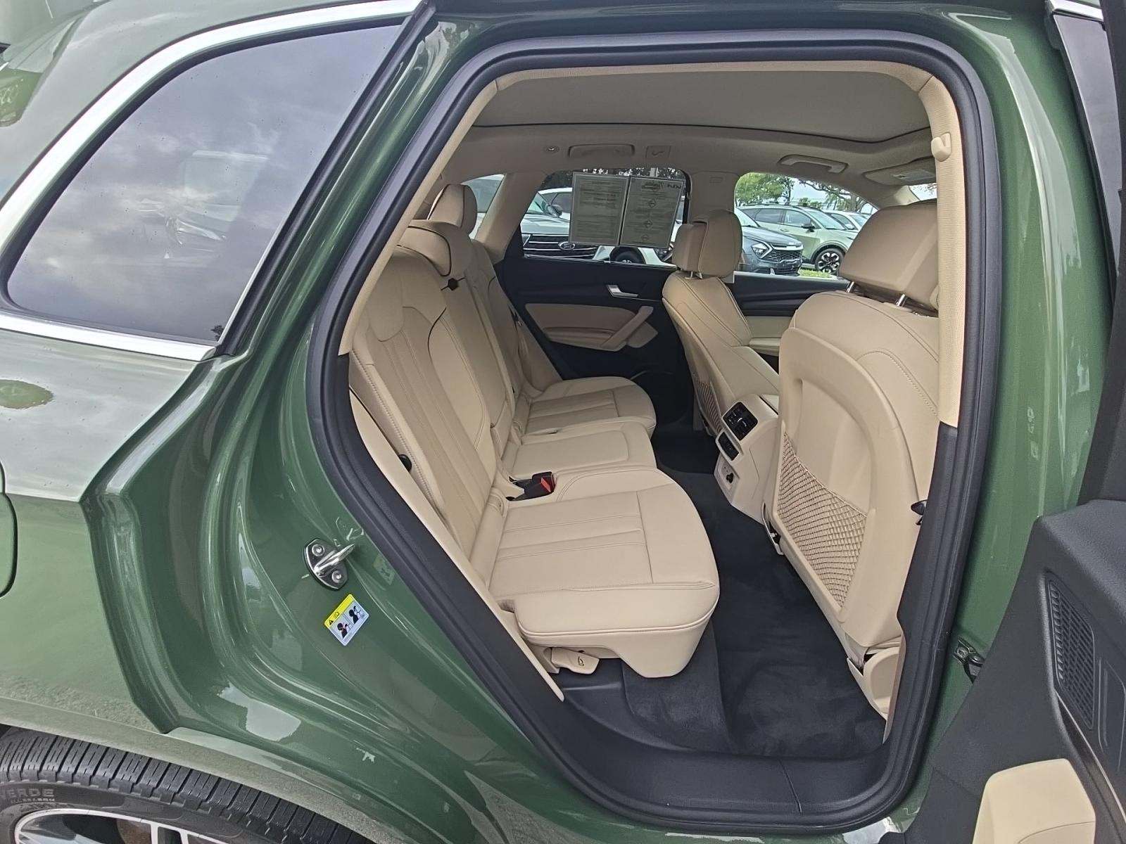 2022 Audi Q5 e Plug-In Hybrid S line Premium Plus AWD