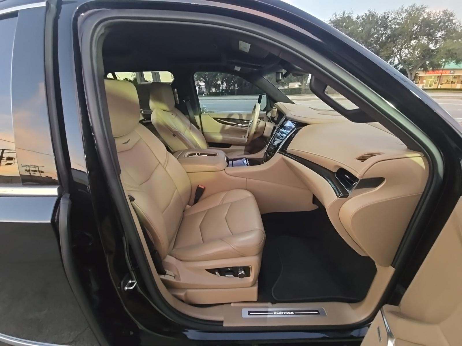 2019 Cadillac Escalade Platinum RWD