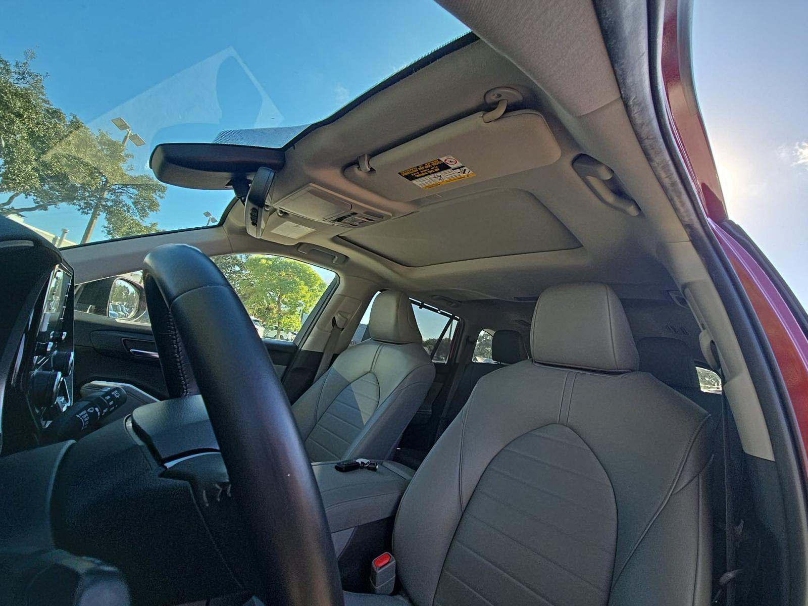 2022 Toyota Highlander XLE FWD