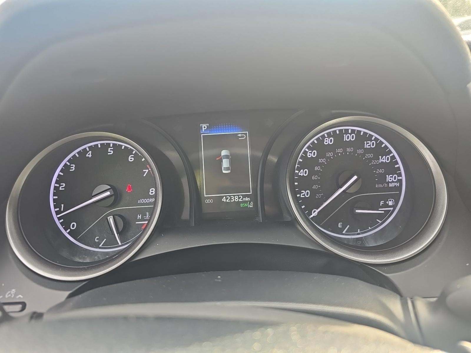 2024 Toyota Camry SE FWD