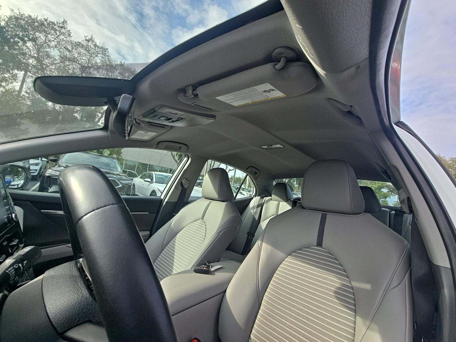 2024 Toyota Camry SE FWD