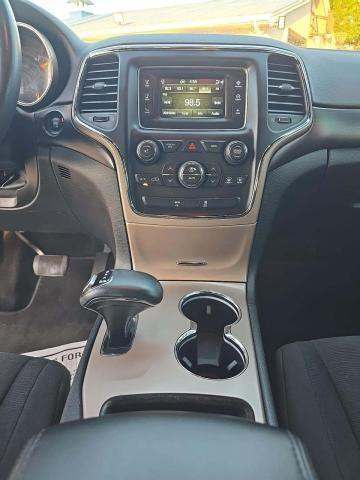 JEEP LAREDO - 6