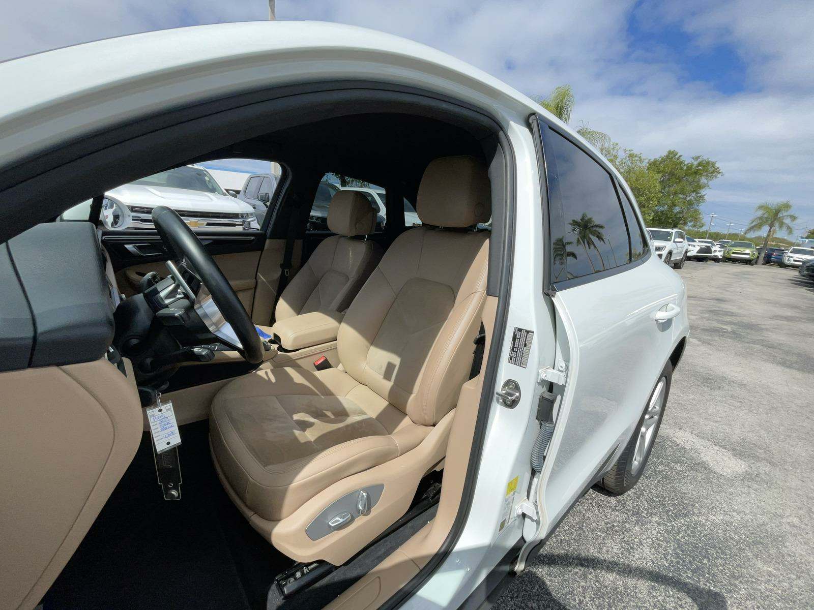 2019 Porsche Macan 4D SUV AWD