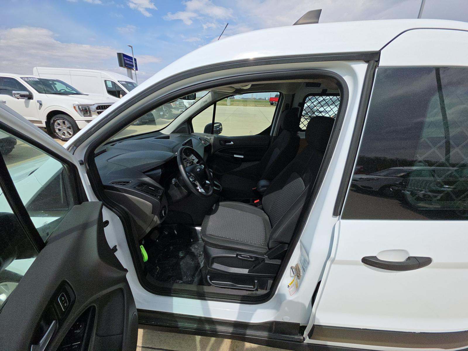 FORD TRANSIT CONNECT - 2