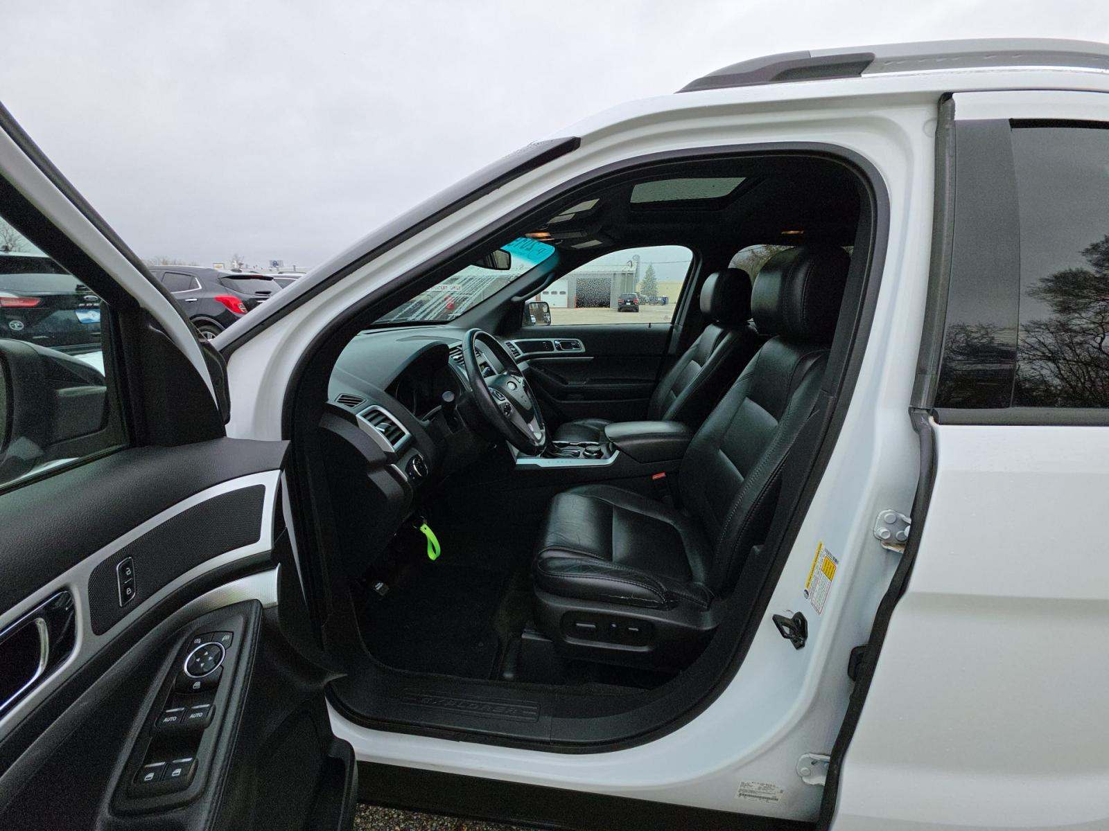 FORD EXPLORER - 2