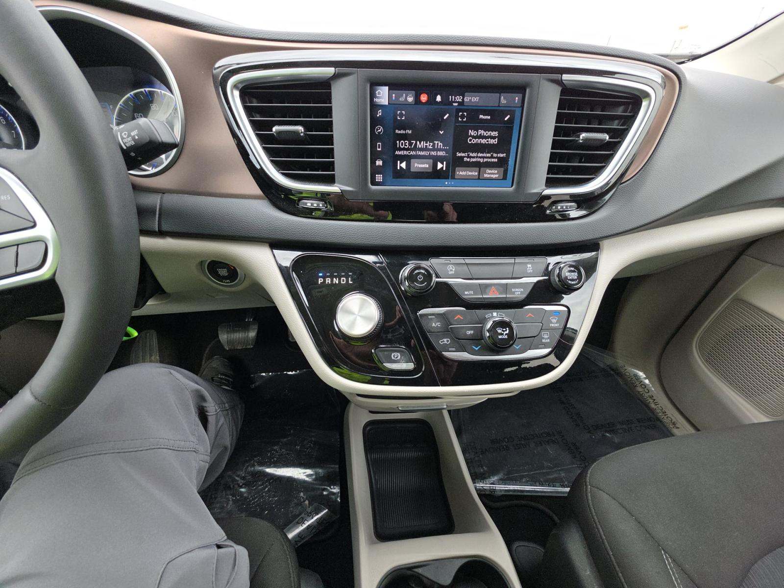 CHRYSLER VOYAGER - 6