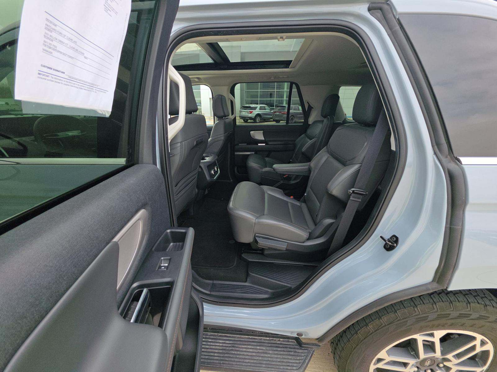 FORD EXPEDITION - 9