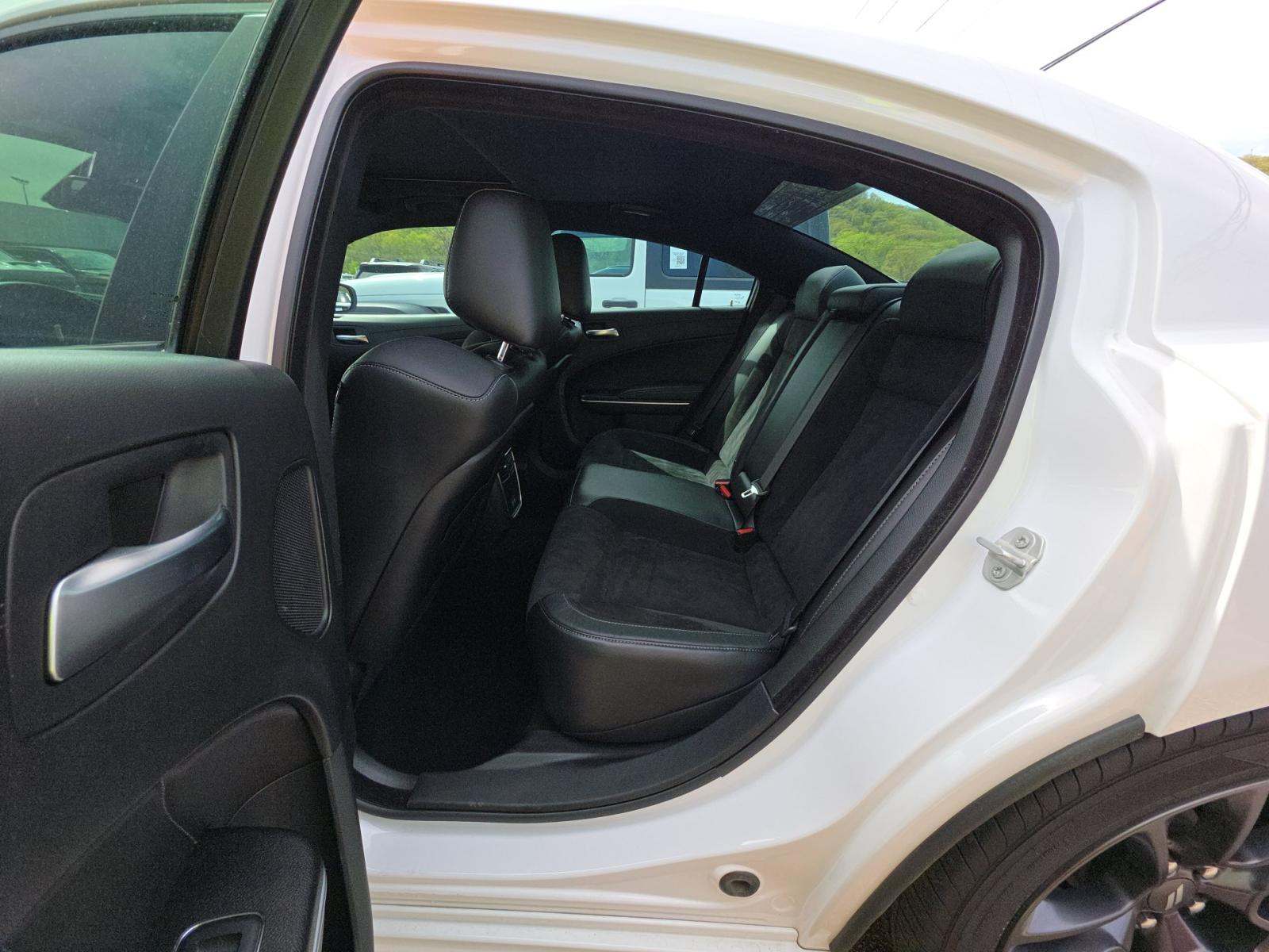 DODGE CHALLENGER - 9