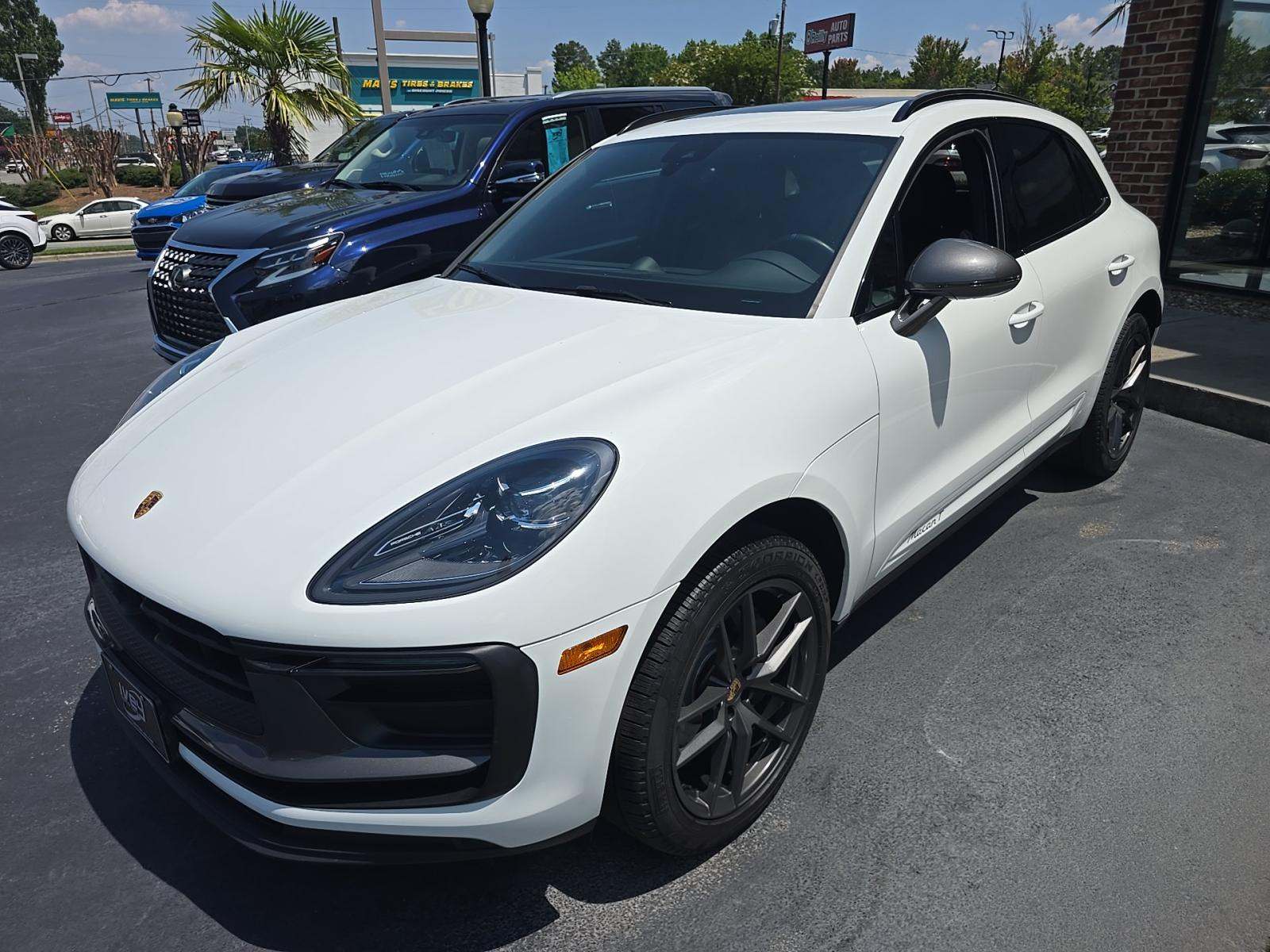 2023 Porsche Macan T AWD