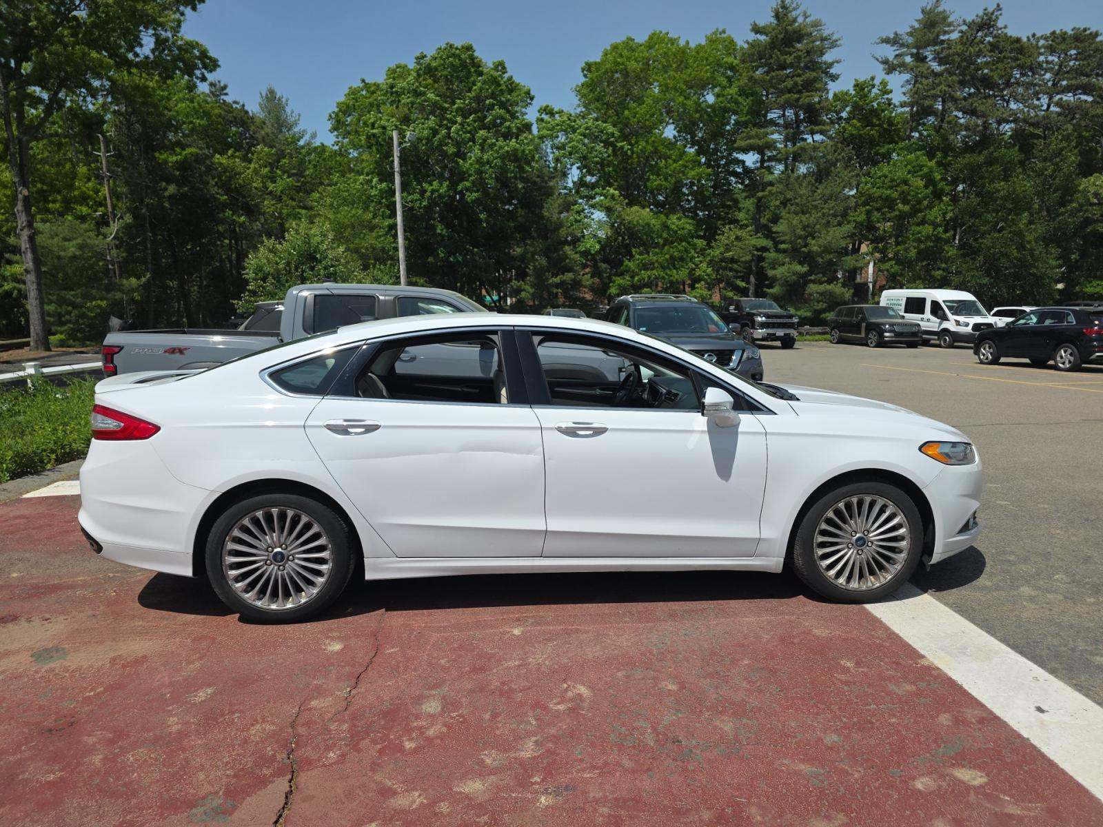 FORD FUSION - 4