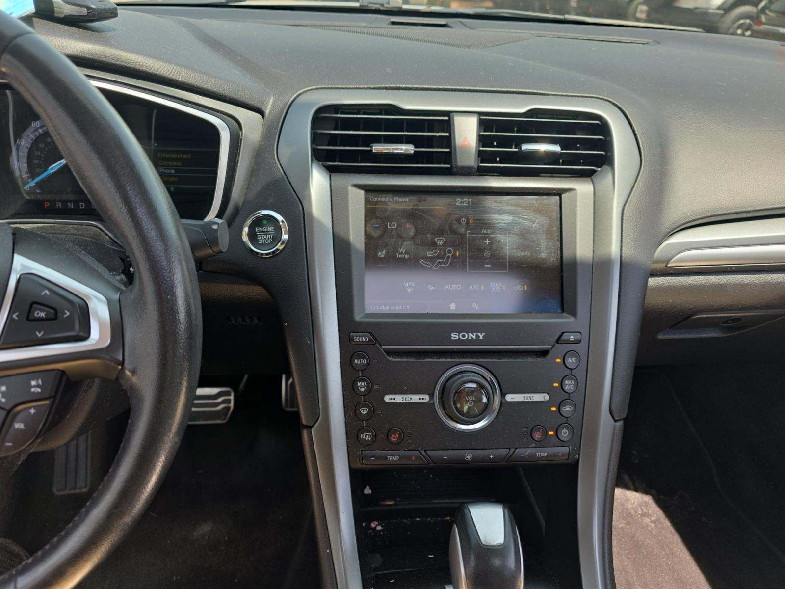 FORD FUSION - 10