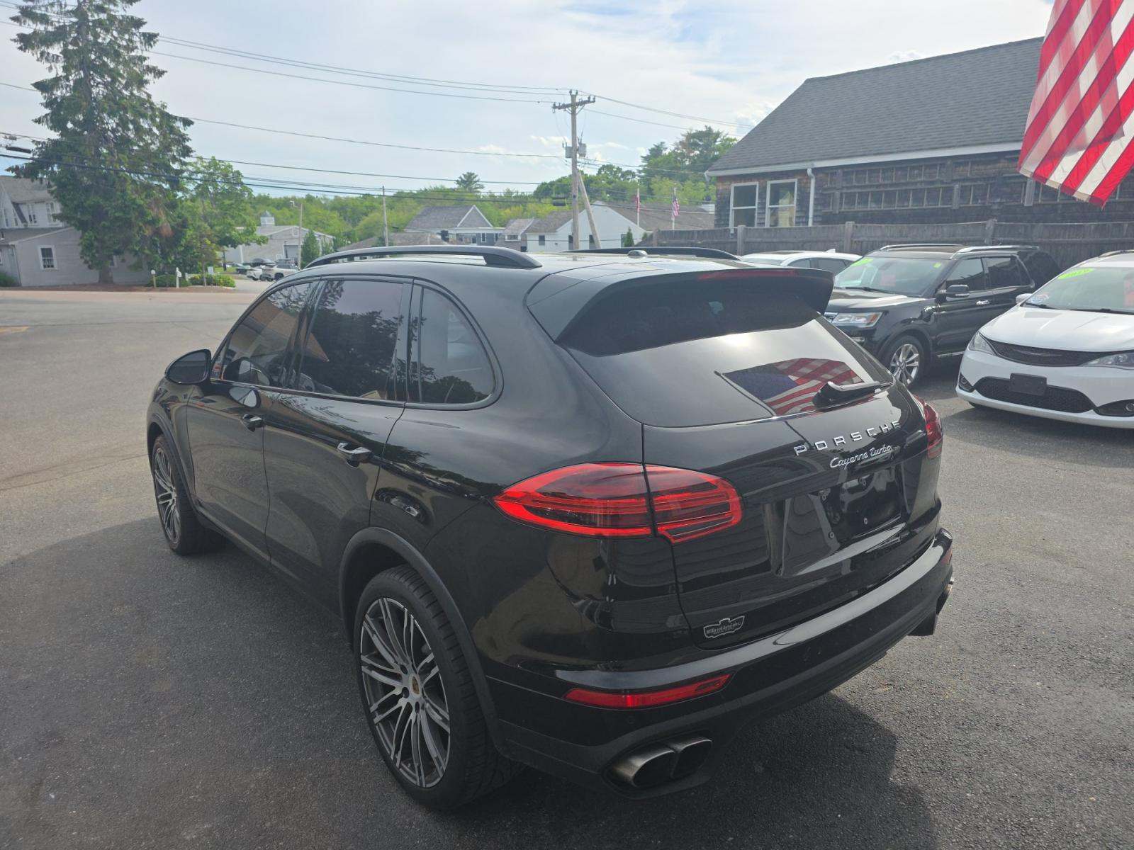PORSCHE CAYENNE - 2