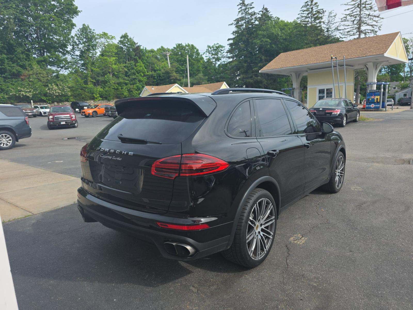 PORSCHE CAYENNE - 3