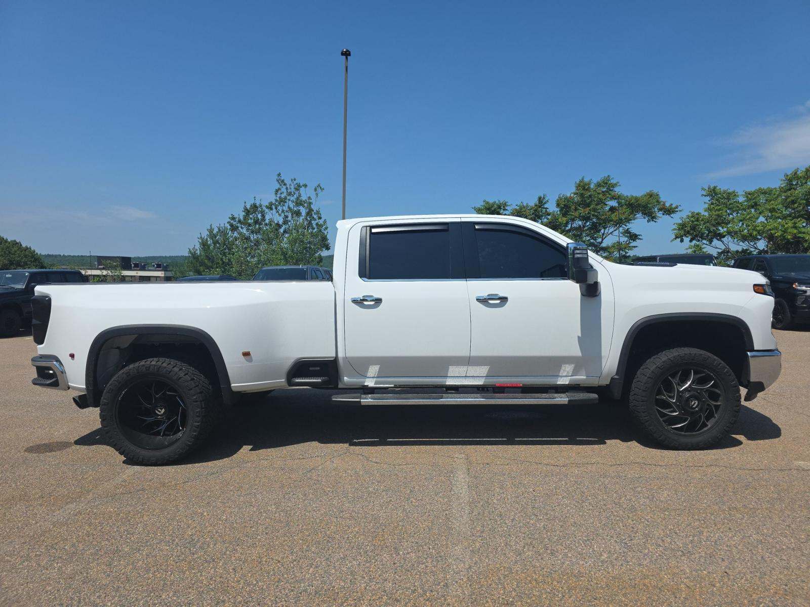 2024 Chevrolet Silverado 3500HD LTZ AWD