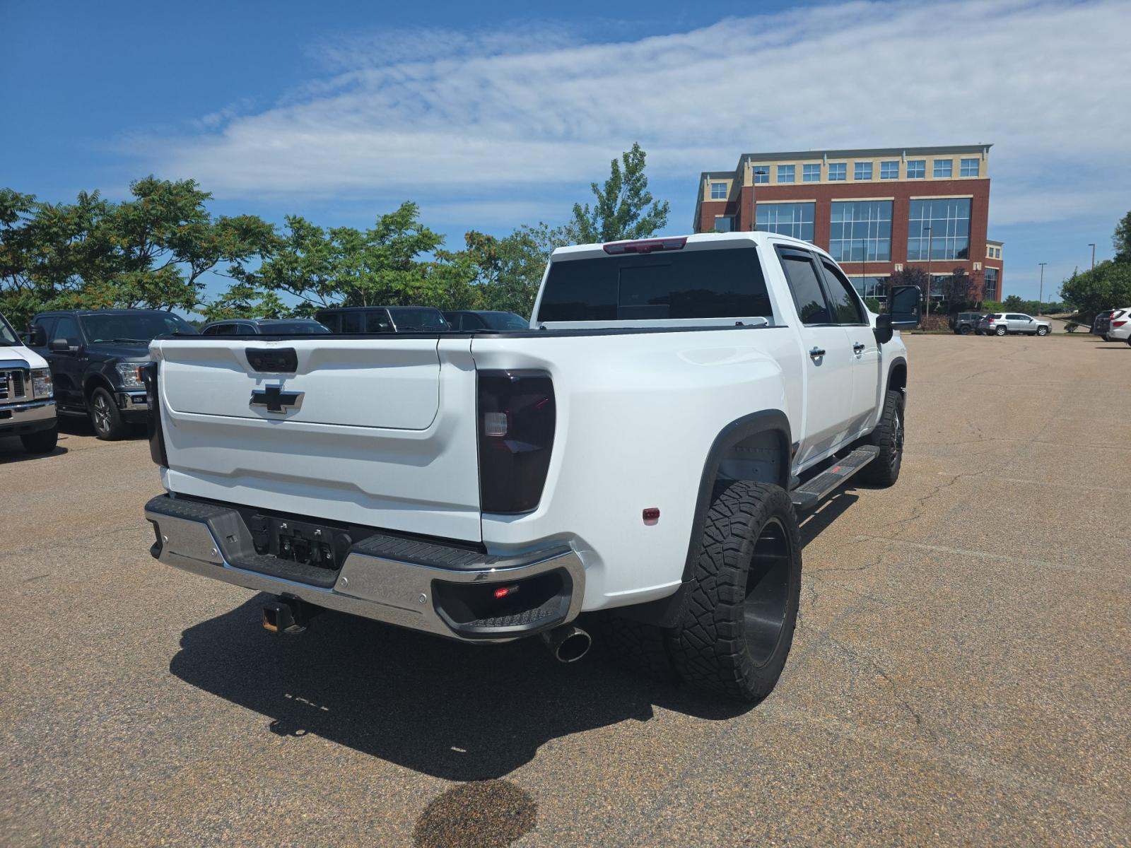 2024 Chevrolet Silverado 3500HD LTZ AWD