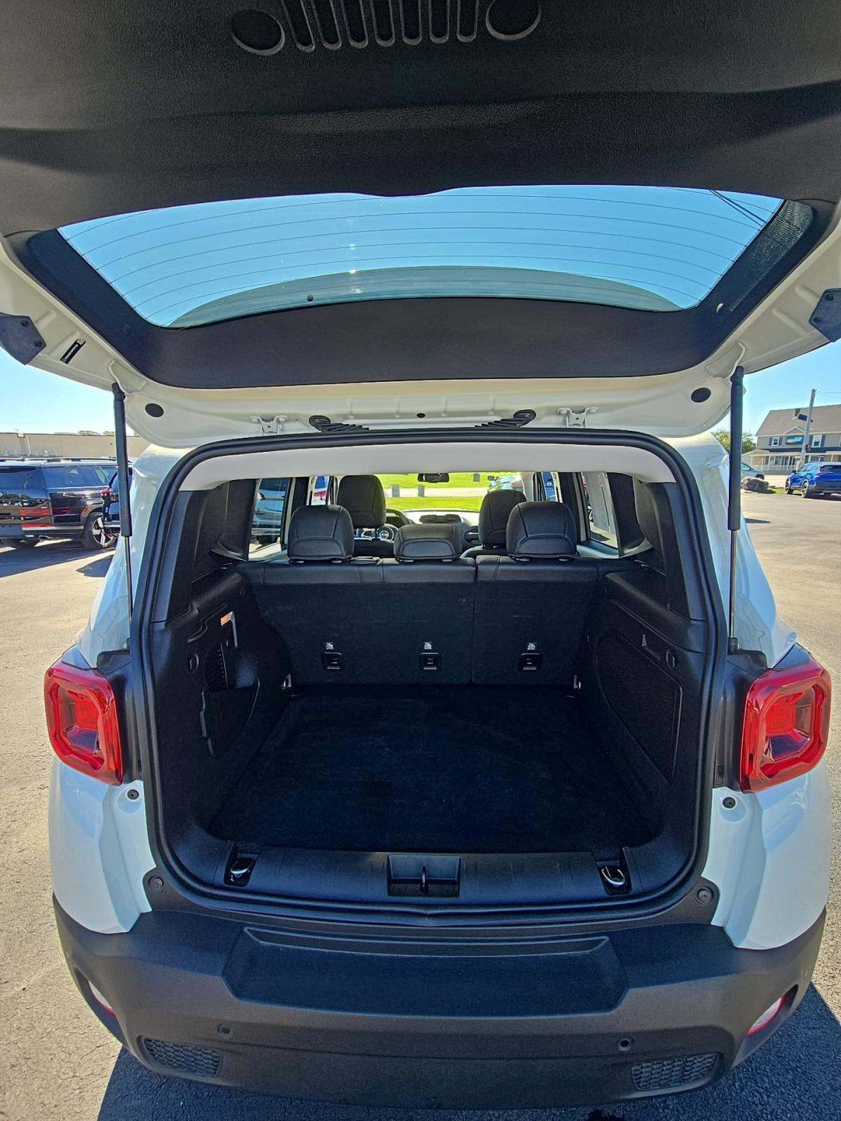 2023 Jeep Renegade Limited AWD