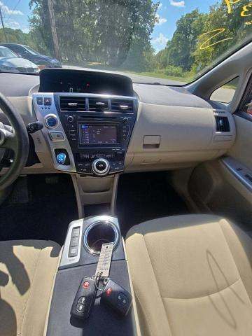 2012 Toyota Prius v Three FWD