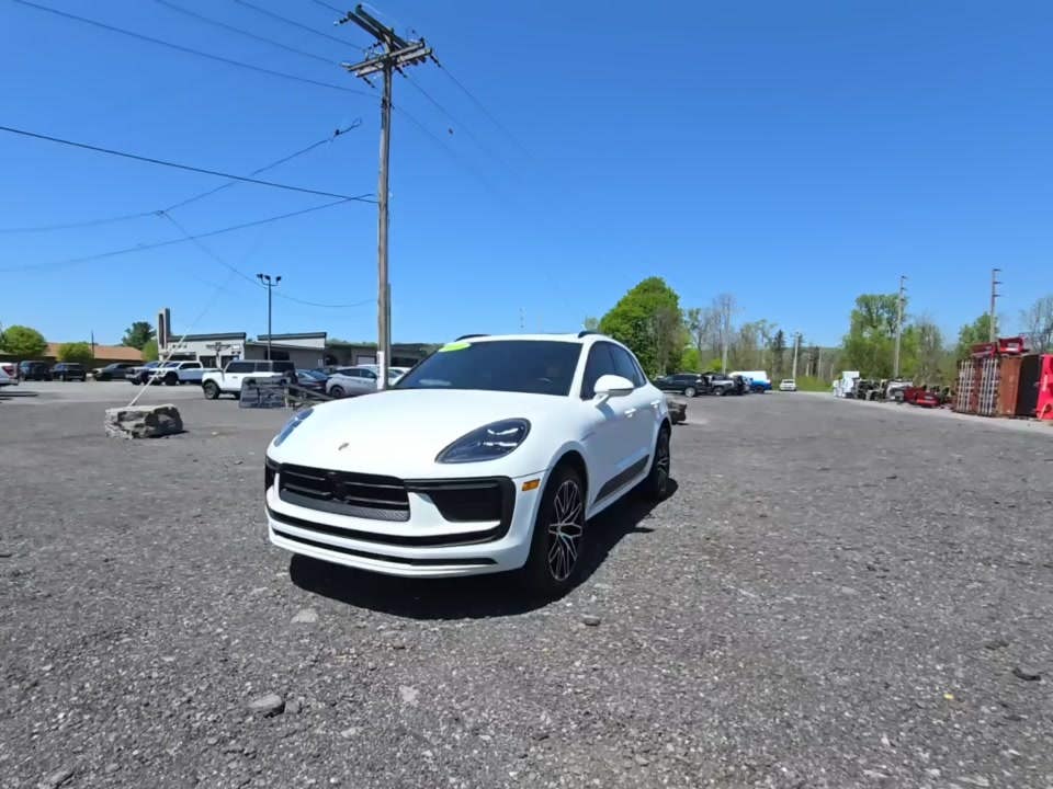 2024 Porsche Macan
