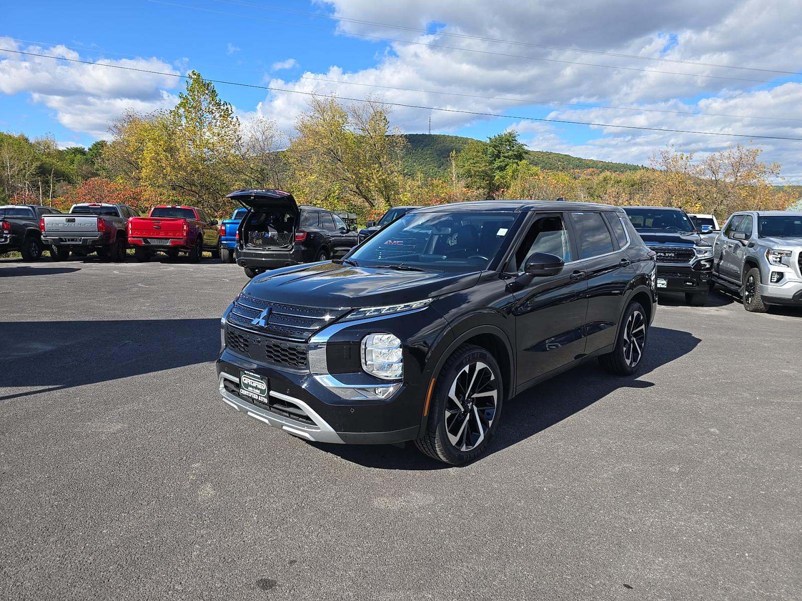 2024 Mitsubishi Outlander SE AWD