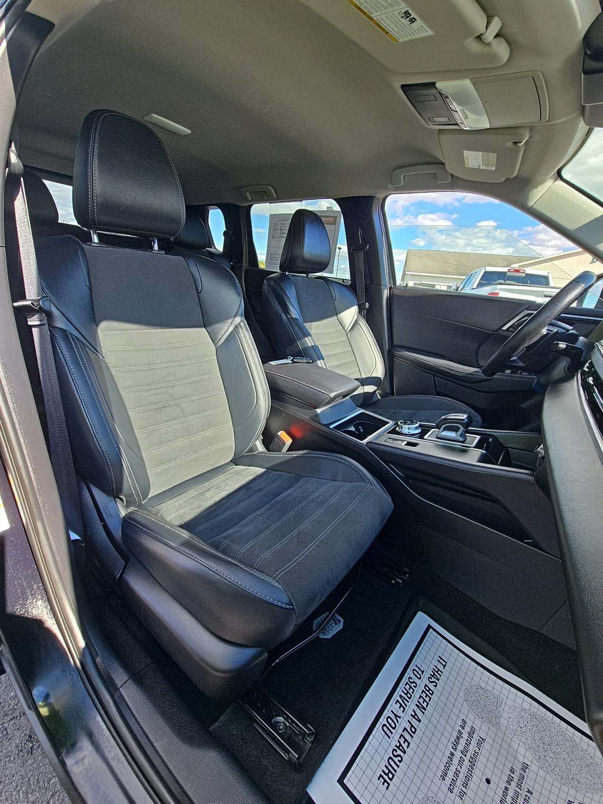 2024 Mitsubishi Outlander SE AWD