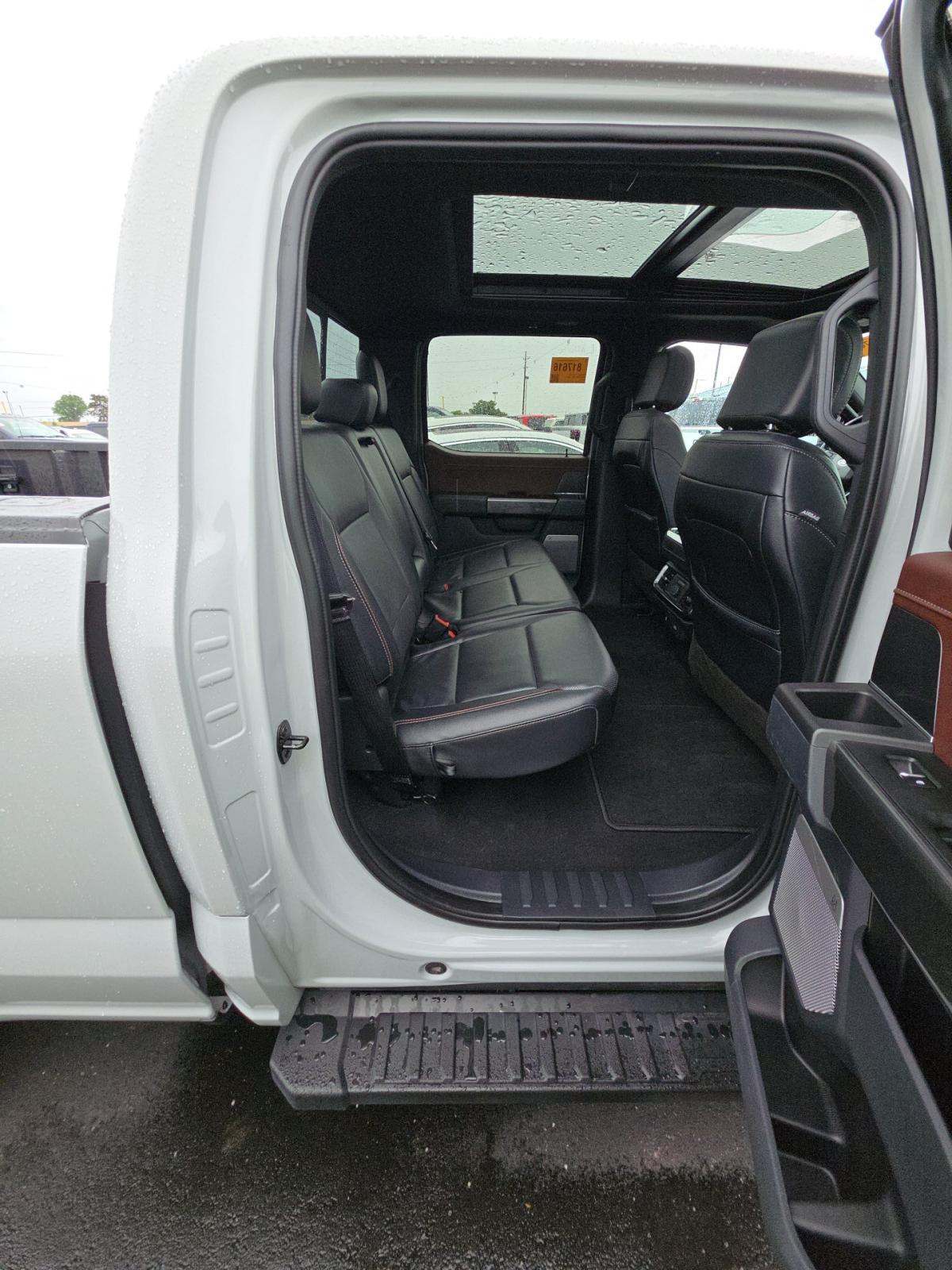 2023 Ford F-150 Lariat AWD