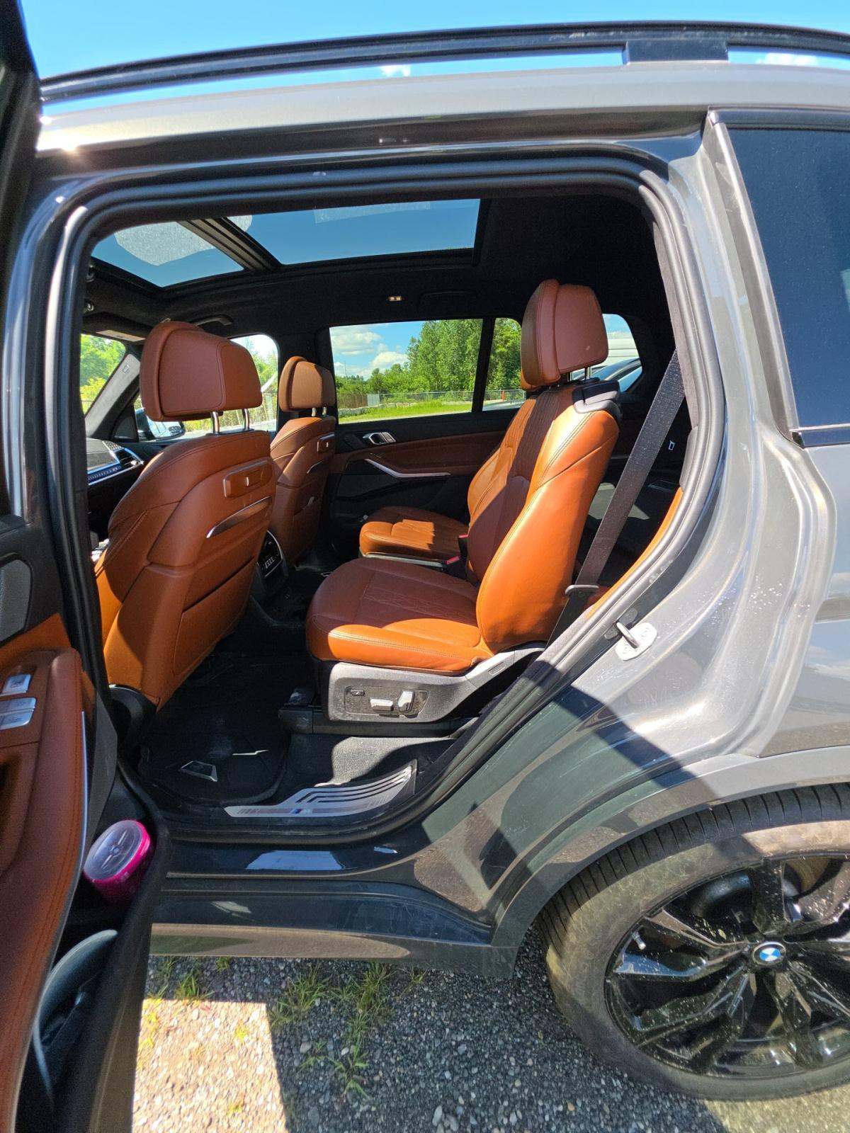 2023 BMW X7 xDrive40i AWD