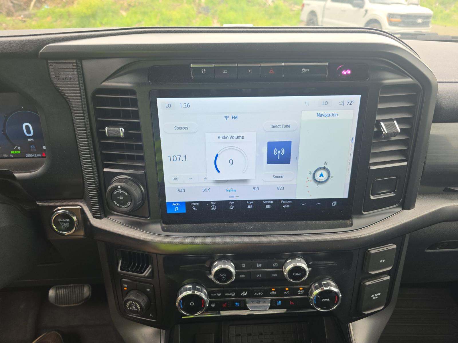2024 Ford F-150 Hybrid Lariat AWD