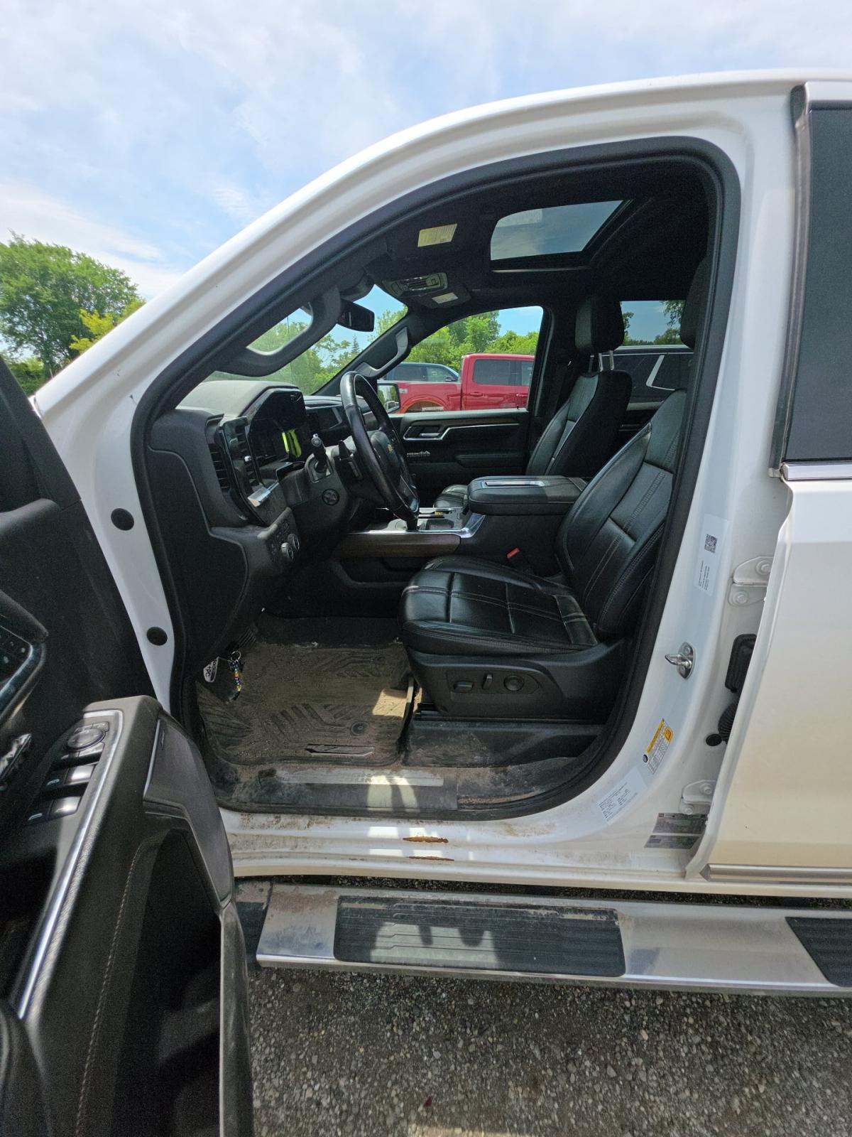 2022 Chevrolet Silverado 1500 High Country AWD