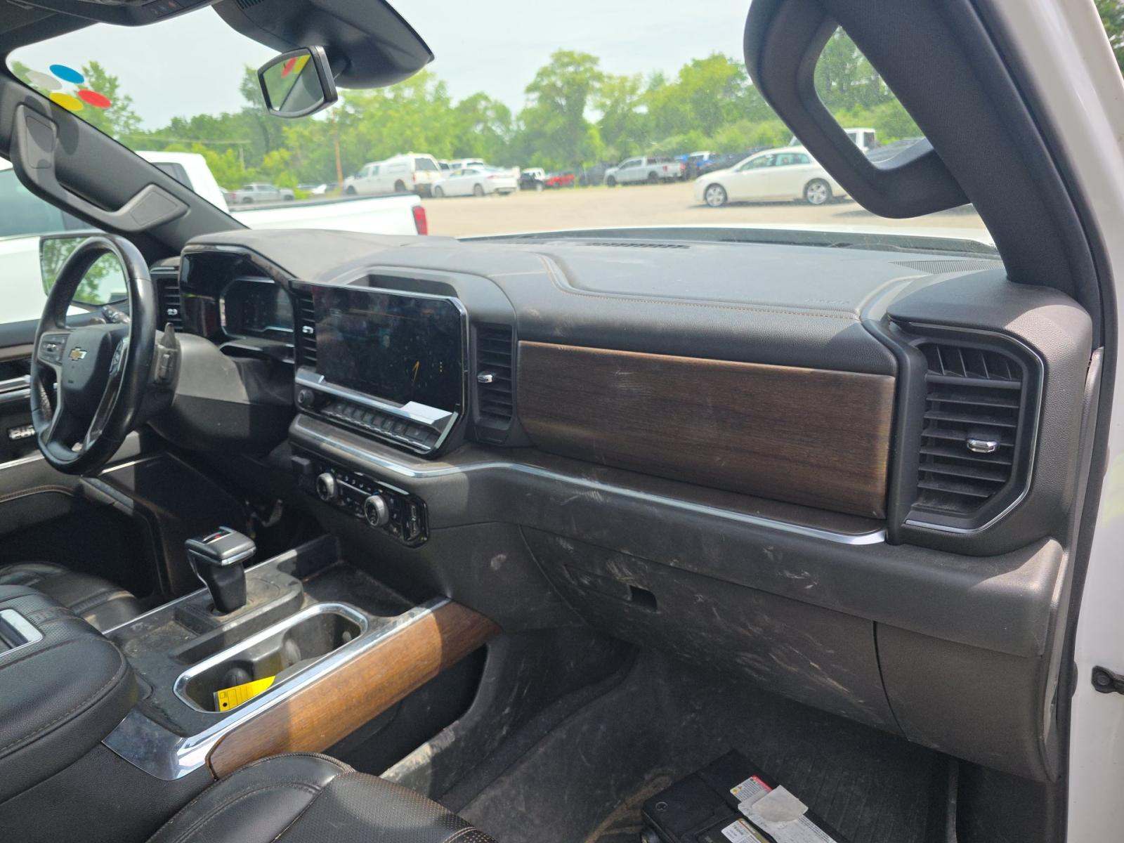 2022 Chevrolet Silverado 1500 High Country AWD