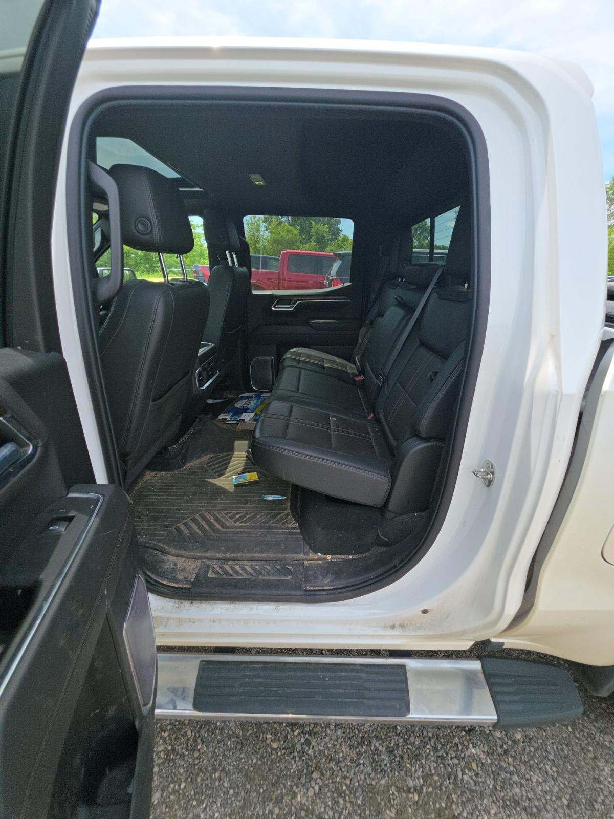 2022 Chevrolet Silverado 1500 High Country AWD