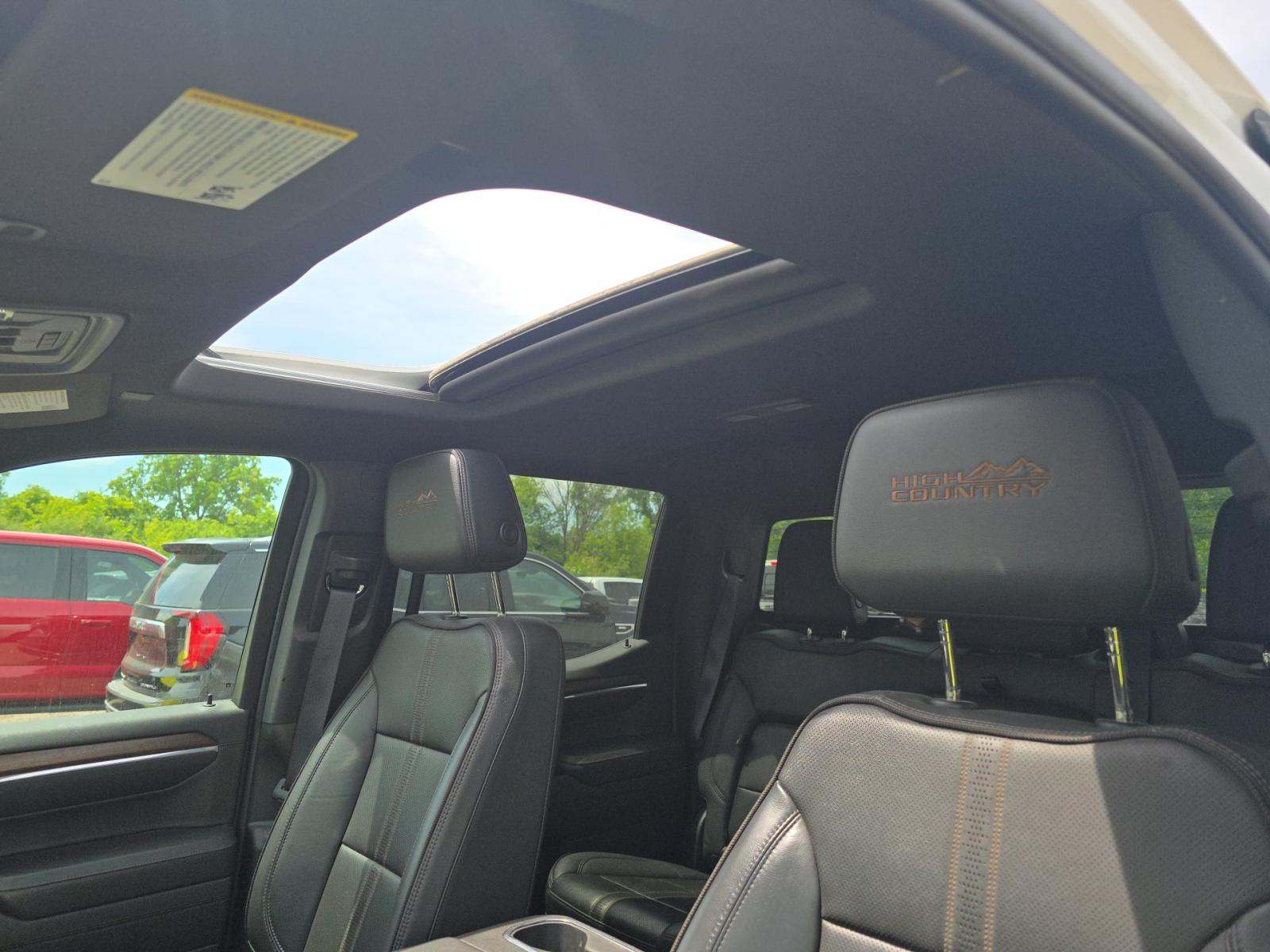 2022 Chevrolet Silverado 1500 High Country AWD