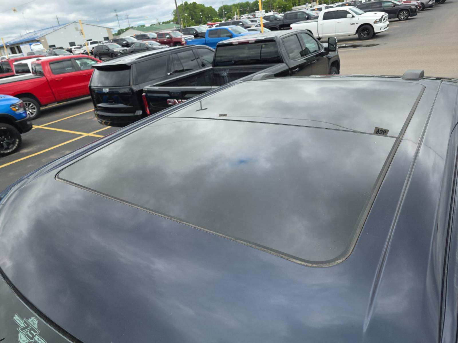 2023 Ford F-150 Lariat AWD