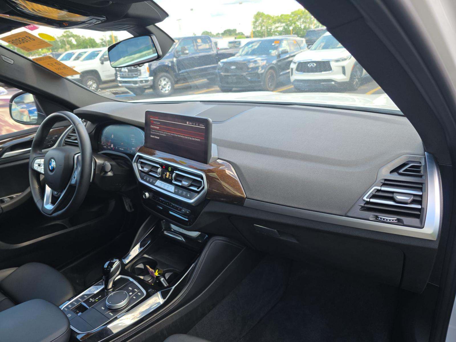 2025 BMW X4 xDrive30i AWD