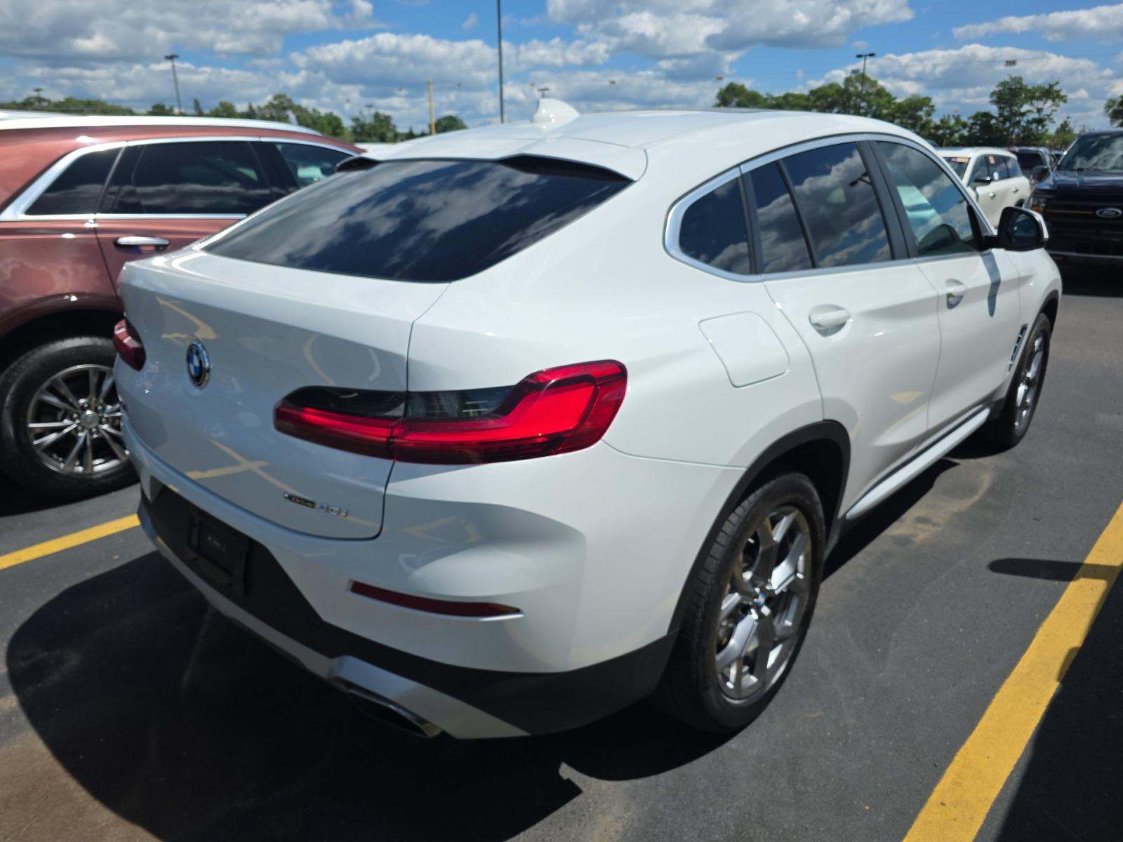 2025 BMW X4 xDrive30i AWD