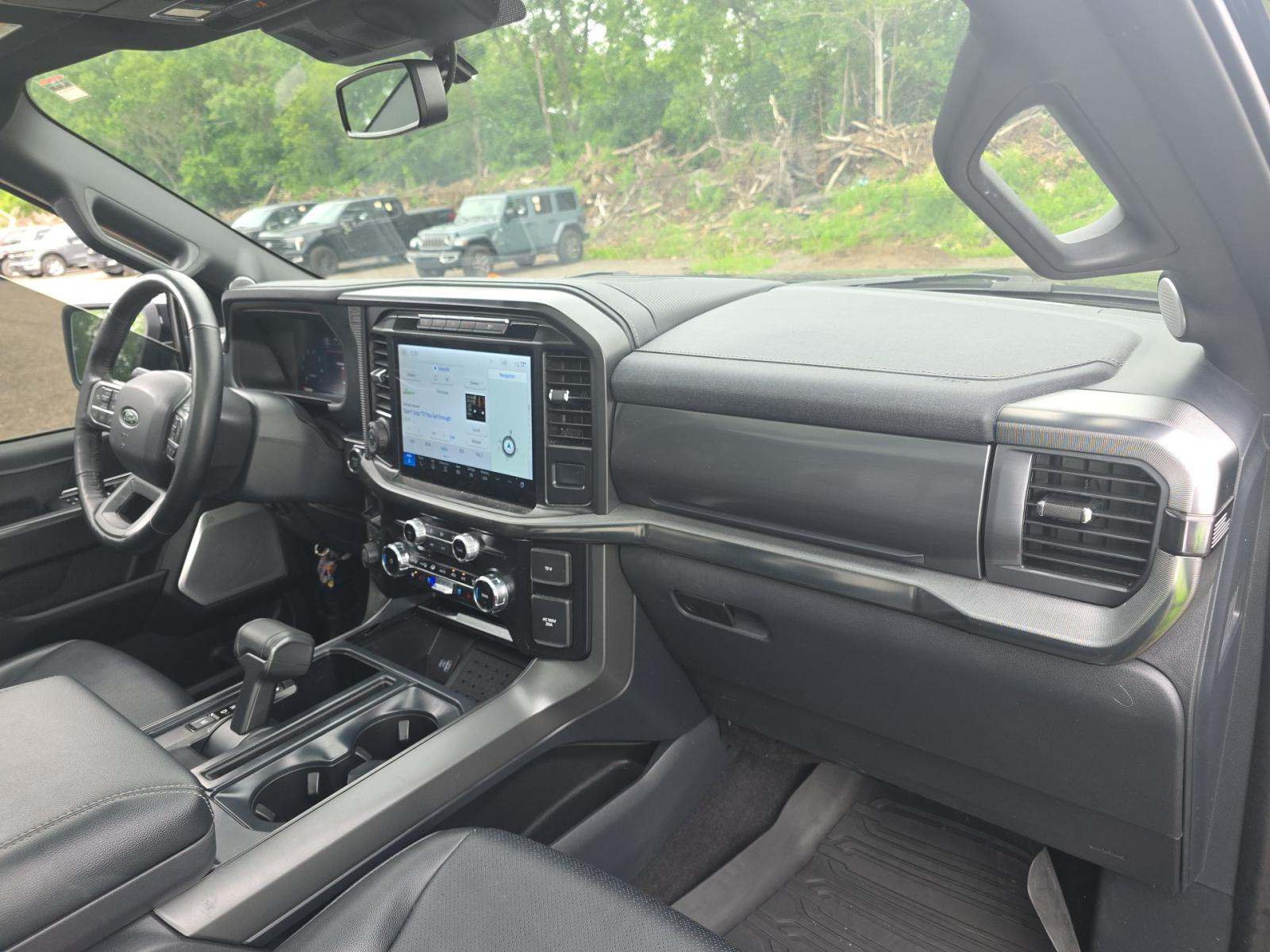 2024 Ford F-150 Hybrid Lariat AWD