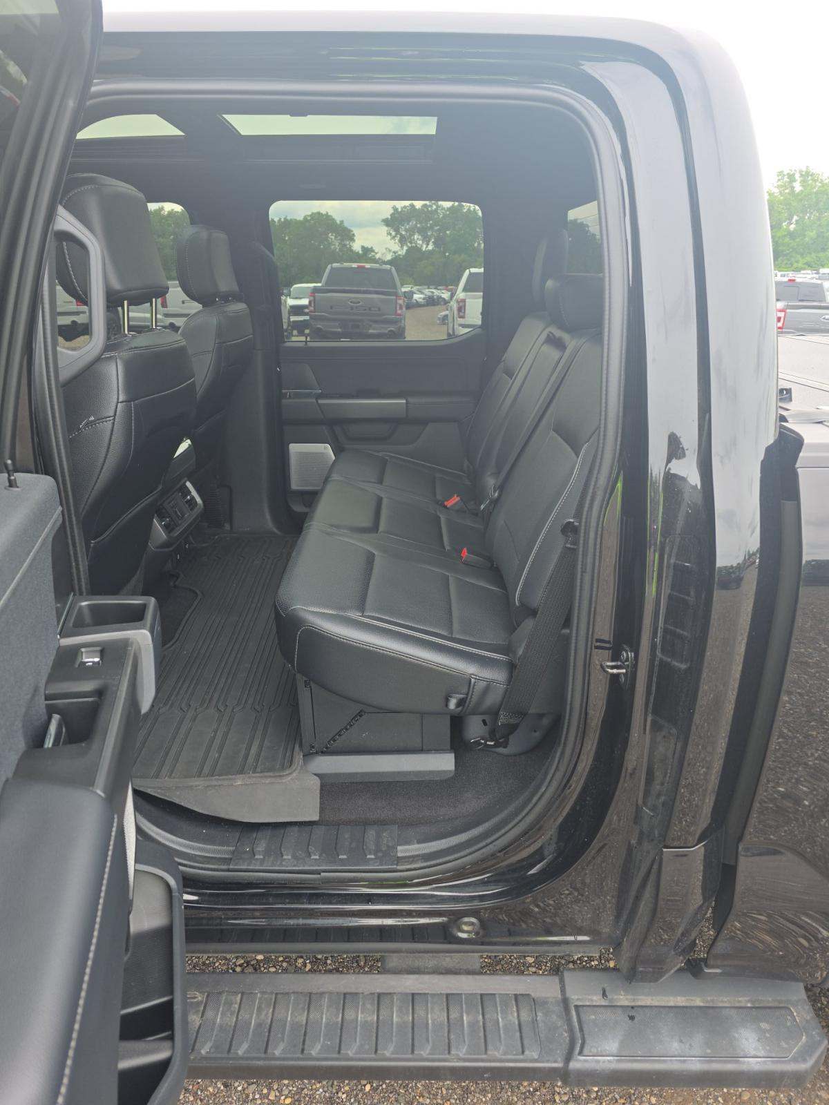 2024 Ford F-150 Hybrid Lariat AWD